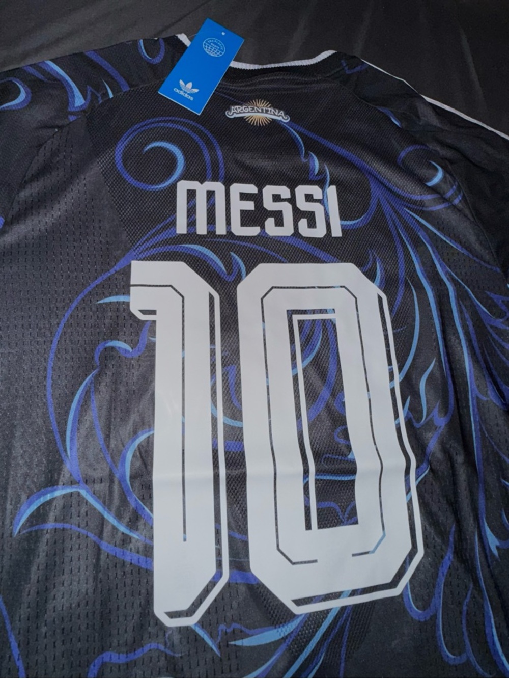 ARGENTINA 2026 WORLD CUP AWAY MESSI #10 SLIM FIT - Picture 8 of 8